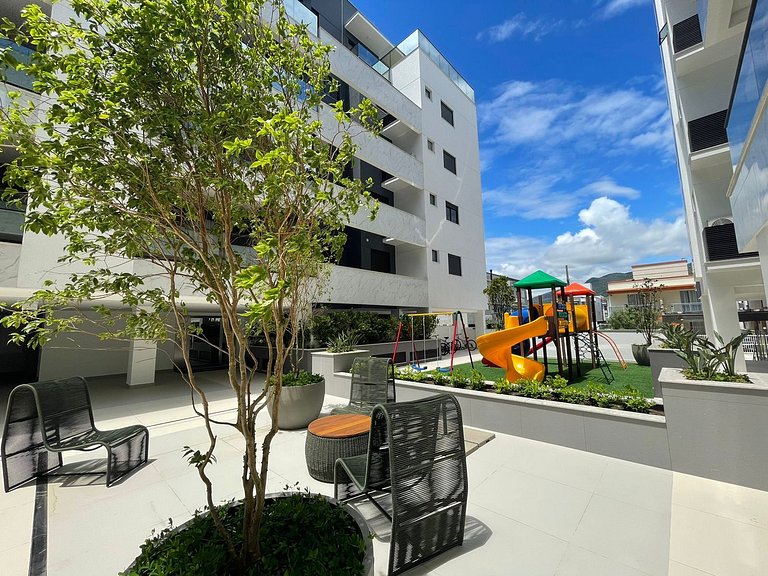 Cód 98 - Belissímo apartamento á 280m do mar