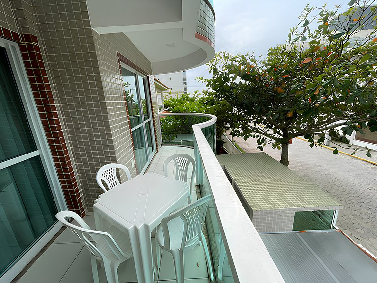 Cód 35 - Apartamento a 80 metros do Mar