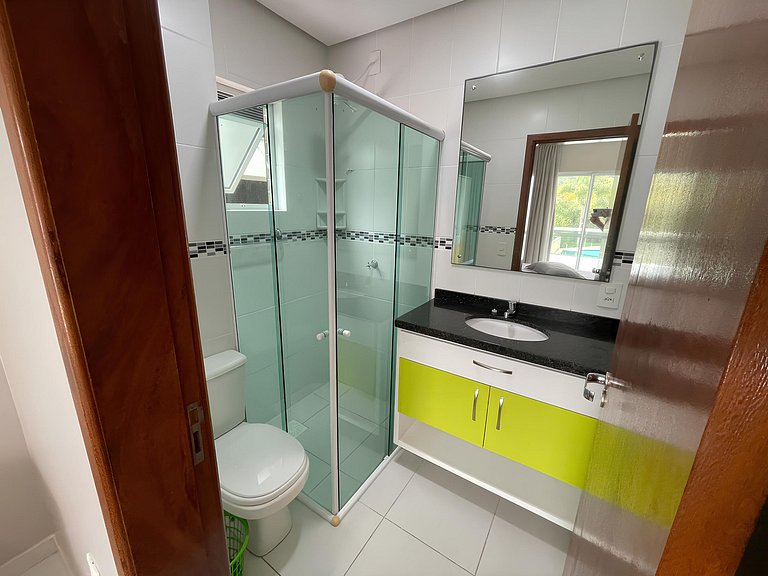 Cód 36 - Apartamento a 80 metros do Mar