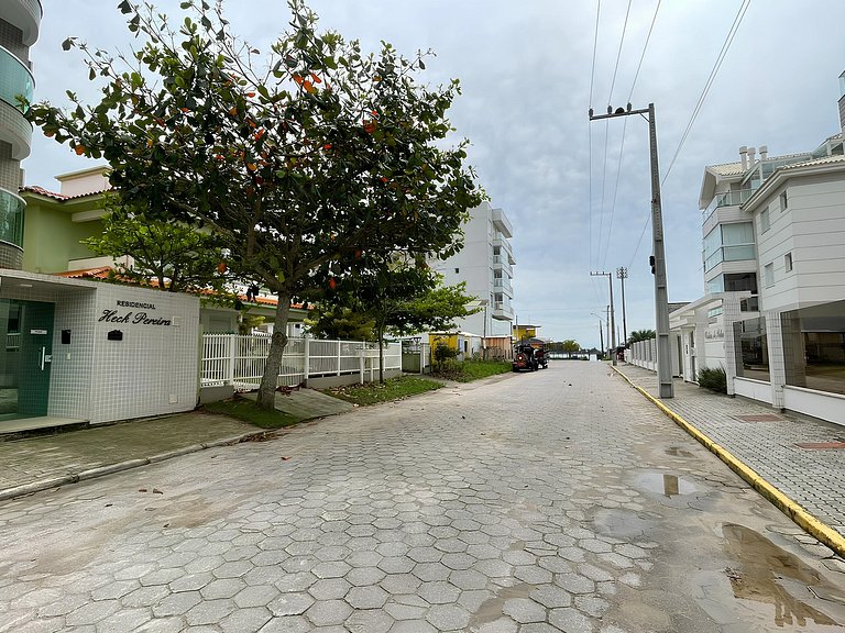Cód 36 - Apartamento a 80 metros do Mar