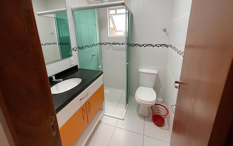 Cód 38 - Apartamento a 80 metros do Mar