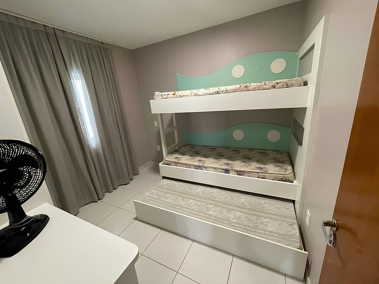 Cód 40 - Apartamento a 80 metros do Mar