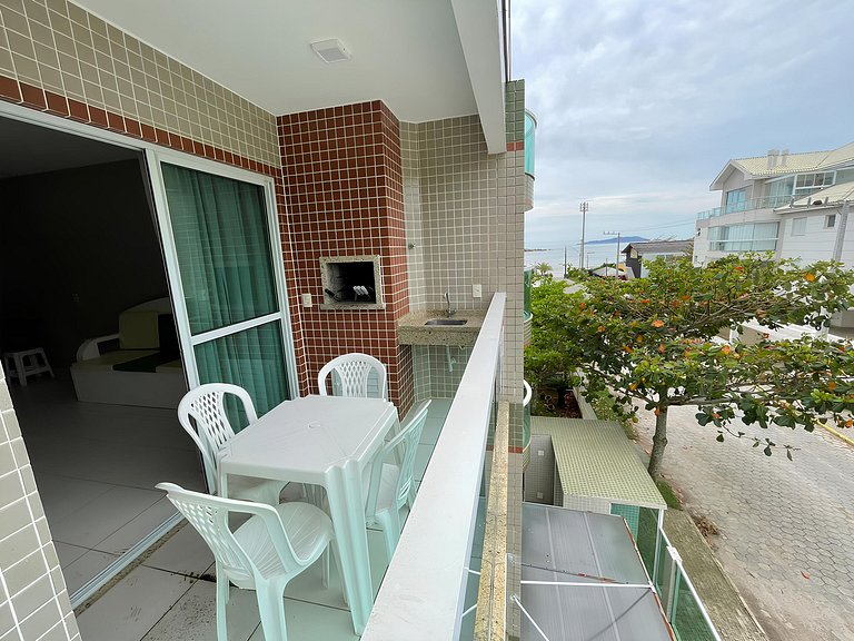 Cód 40 - Apartamento a 80 metros do Mar