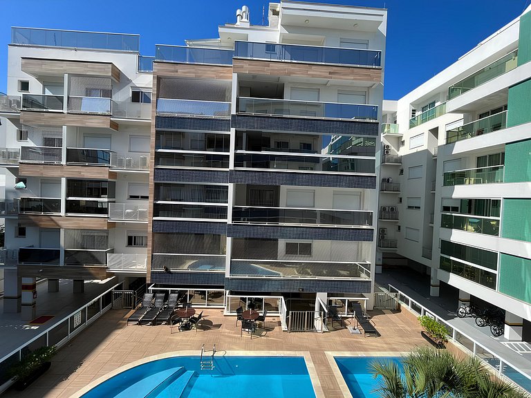 Cód 44 - Excelente apartamento á 280m do mar