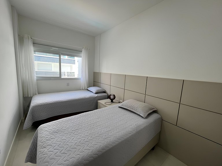 Cód 44 - Excelente apartamento á 280m do mar