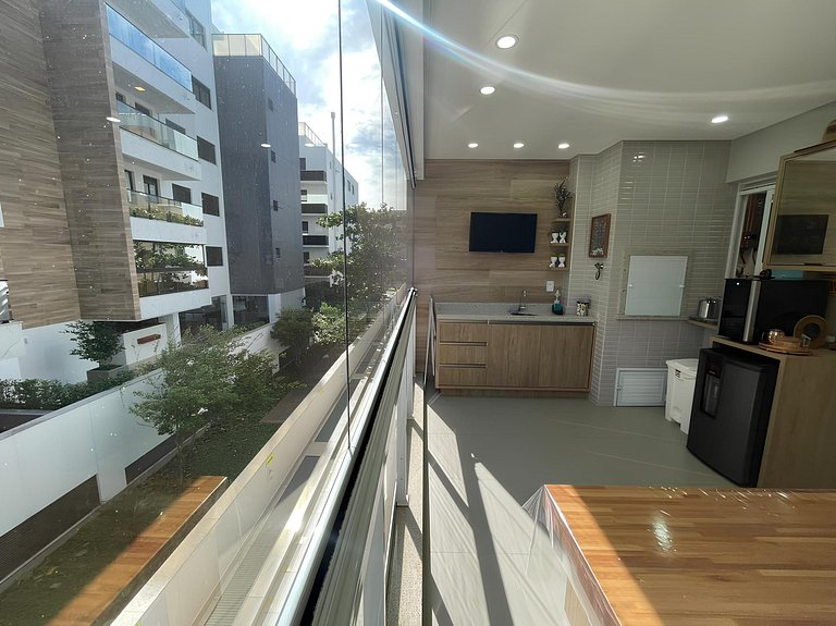 Cód 49 - Apartamento belíssimo com sacada gourmet