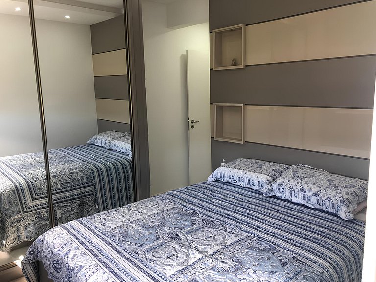 Cód 49 - Apartamento belíssimo com sacada gourmet