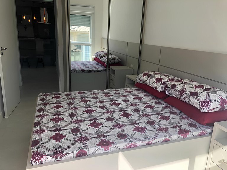 Cód 49 - Apartamento belíssimo com sacada gourmet