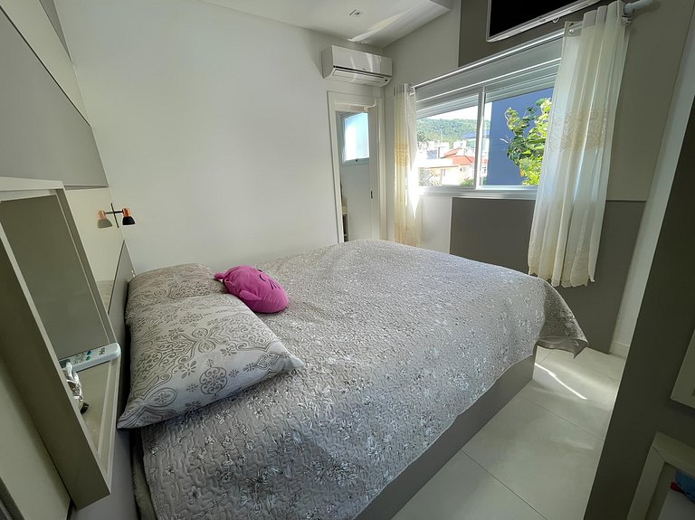 Cód 49 - Apartamento belíssimo com sacada gourmet