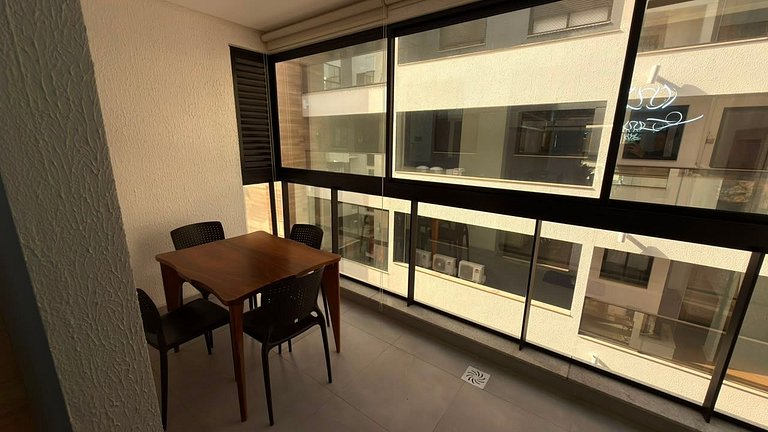 Cód 98 - Belissímo apartamento á 280m do mar