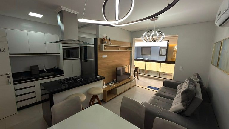 Cód 98 - Belissímo apartamento á 280m do mar