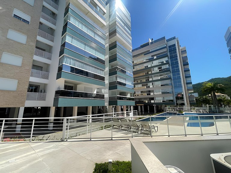 Cód 52 - Apartamento de 2 suítes com piscina