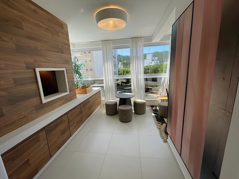 Cód 52 - Apartamento de 2 suítes com piscina