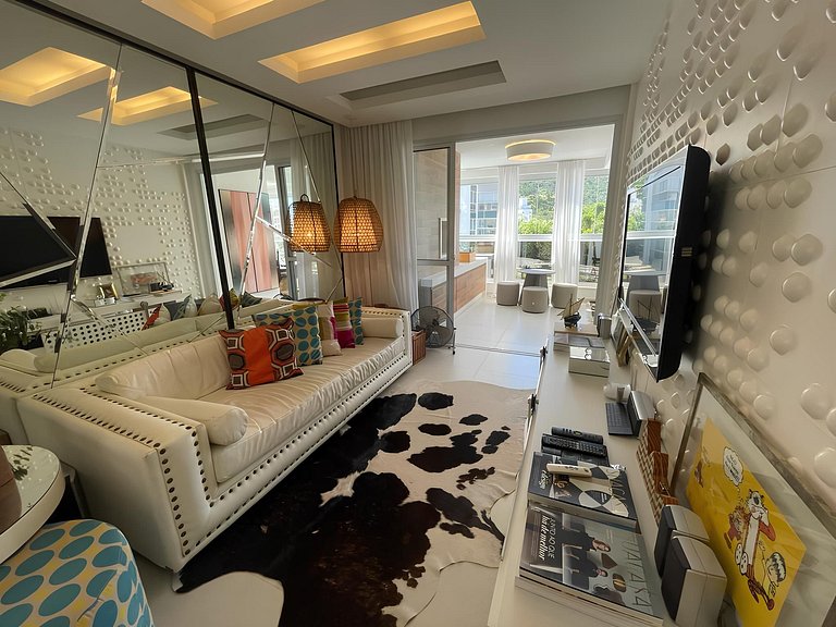 Cód 52 - Apartamento de 2 suítes com piscina