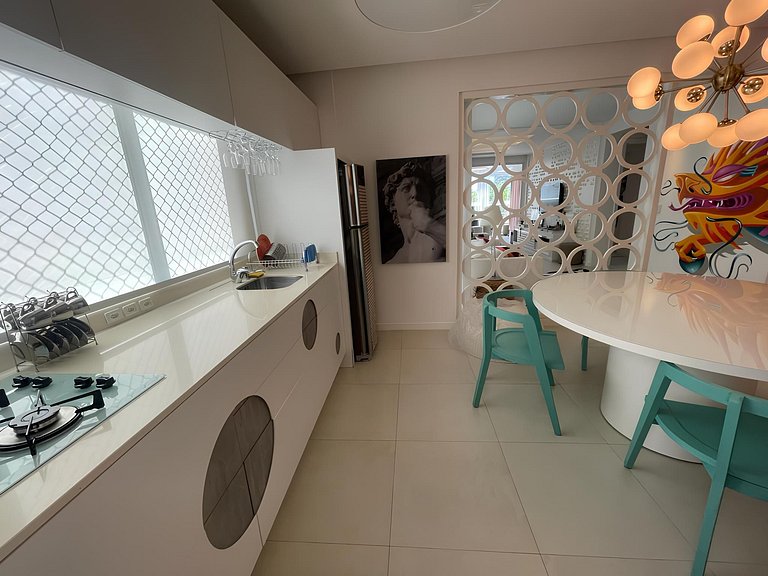 Cód 52 - Apartamento de 2 suítes com piscina