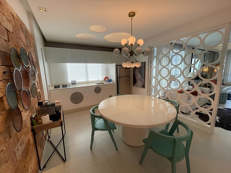 Cód 52 - Apartamento de 2 suítes com piscina