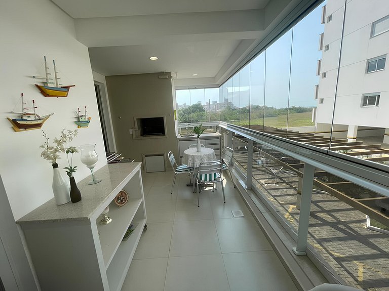 Cód 53 - Apartamento amplo com 2 suítes