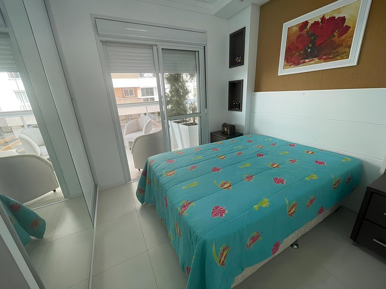 Cód 53 - Apartamento amplo com 2 suítes