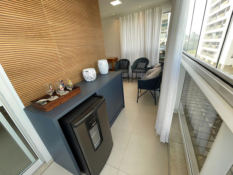 cód 56 - Apartamento á 300M do mar