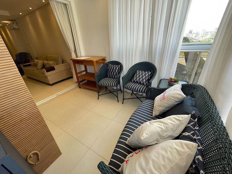 cód 56 - Apartamento á 300M do mar