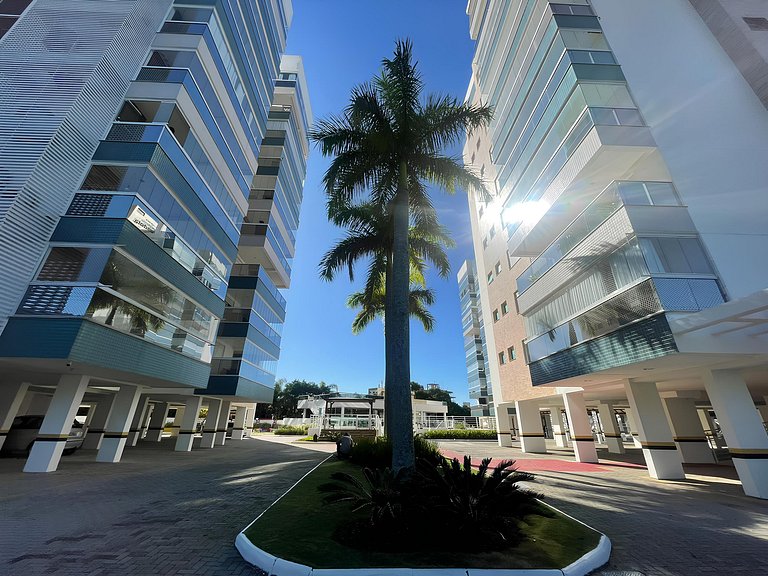 Cód 58 - Apartamento de 2 suítes com piscina.