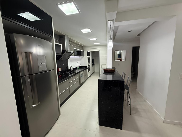 Cód 63 - Excelente apartamento de 2 suítes