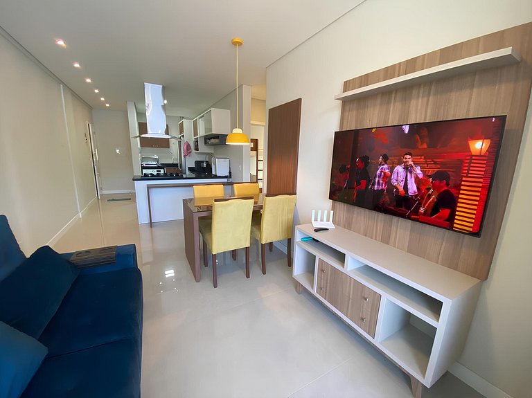 Cód 66 - Excelente apartamento á 350 do mar
