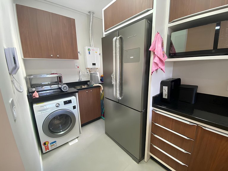 Cód 66 - Excelente apartamento á 350 do mar