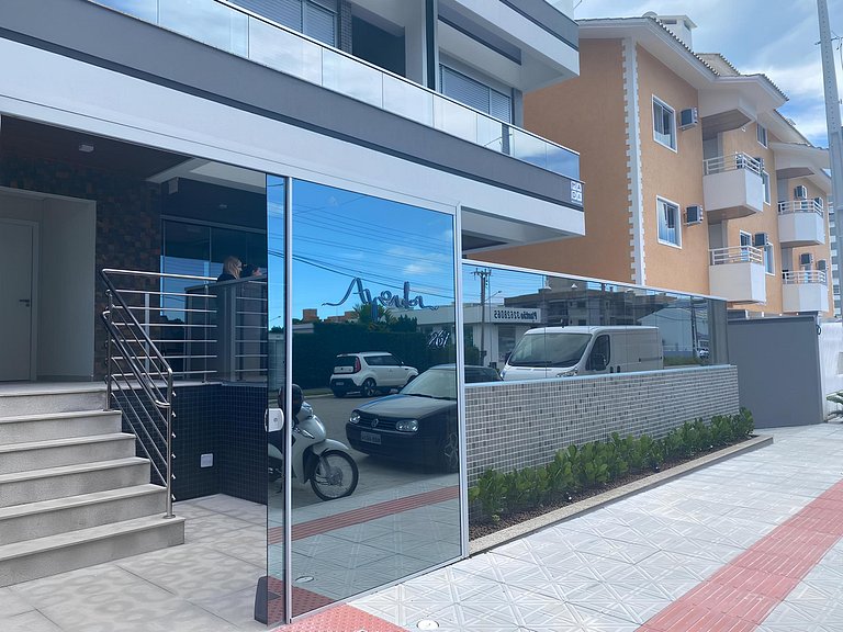 Cód 67 - Apto com 2 dorm no Arpoador Palmas