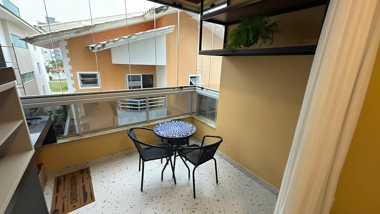 Cód 67 - Apto com 2 dorm no Arpoador Palmas