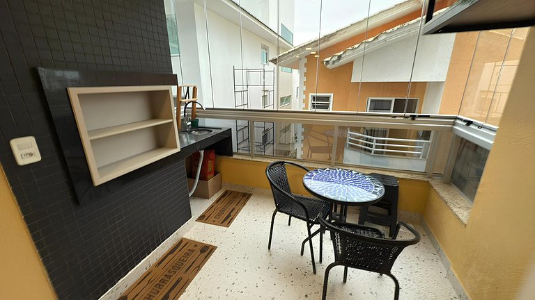 Cód 67 - Apto com 2 dorm no Arpoador Palmas