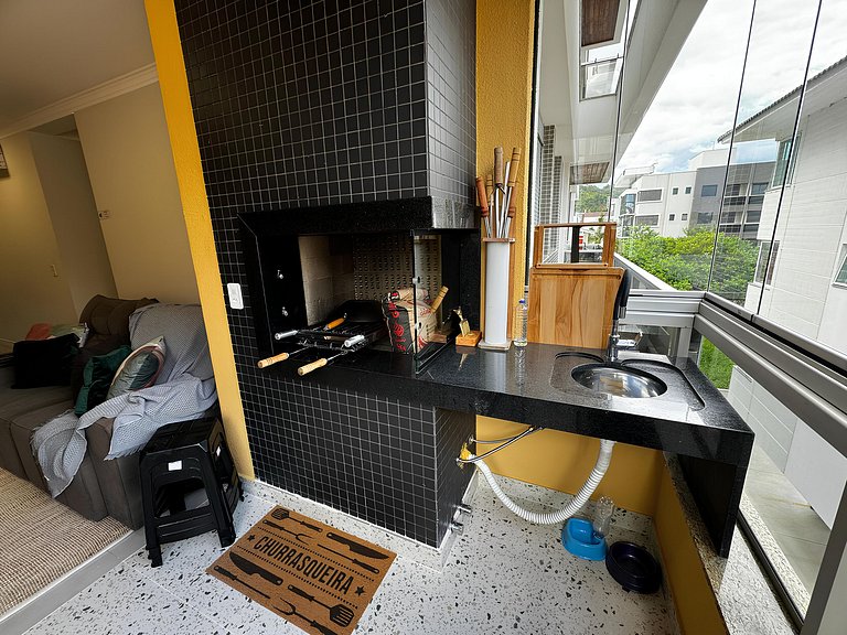 Cód 67 - Apto com 2 dorm no Arpoador Palmas