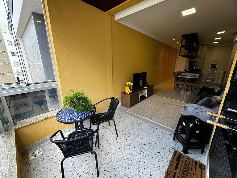 Cód 67 - Apto com 2 dorm no Arpoador Palmas