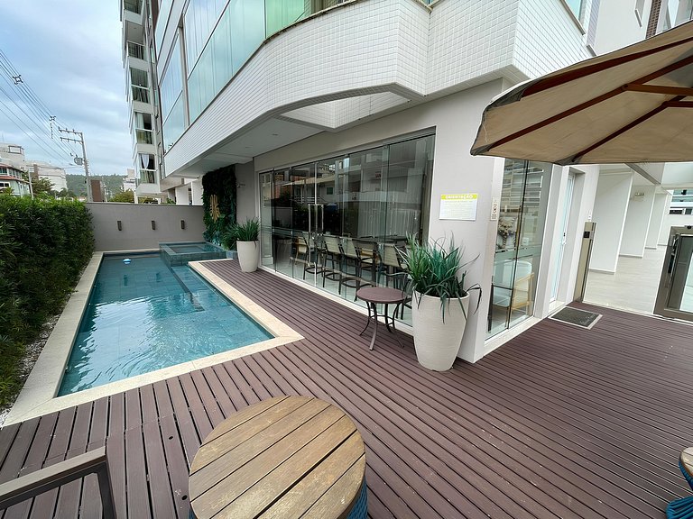 Cód 68 - Apartamento á 200m do mar