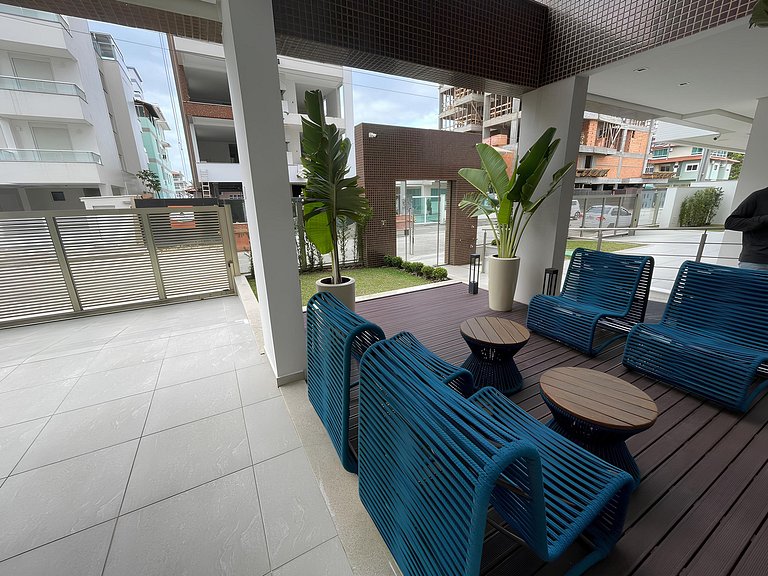 Cód 68 - Apartamento á 200m do mar