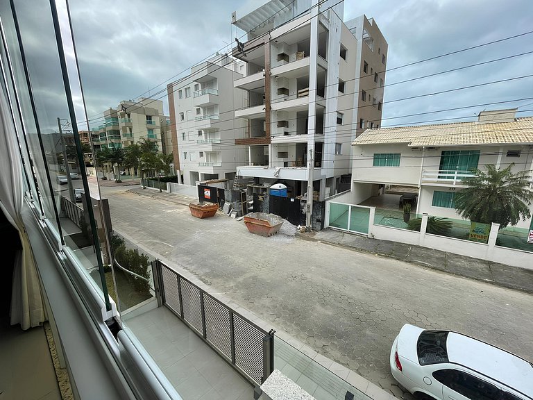 Cód 68 - Apartamento á 200m do mar