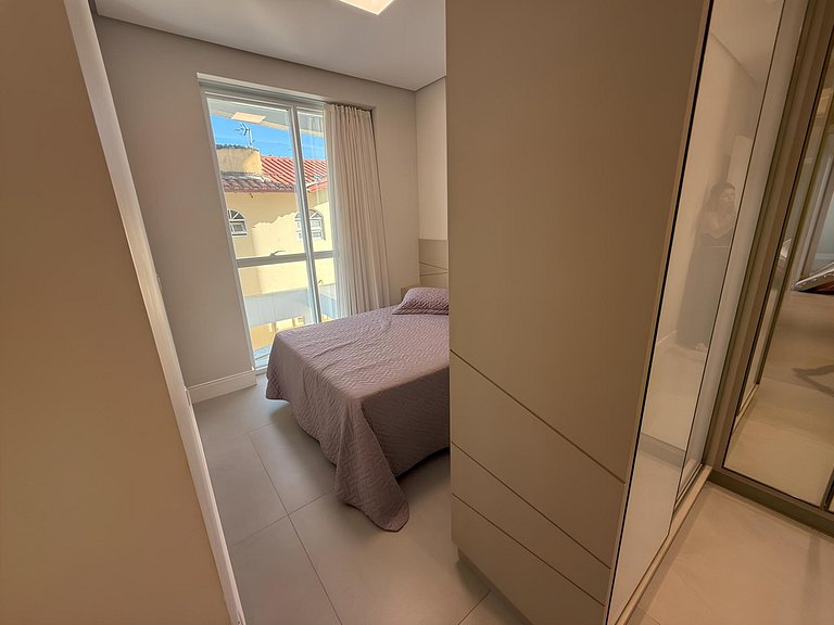 Cód 68 - Apartamento á 200m do mar