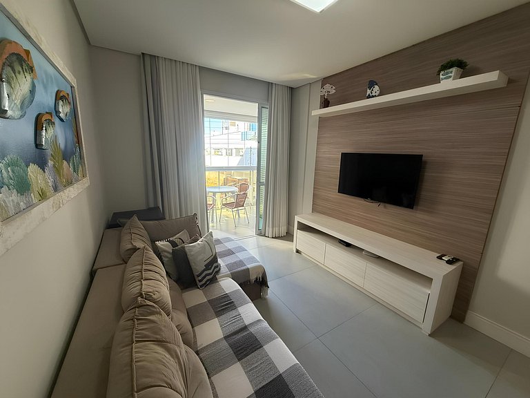 Cód 68 - Apartamento á 200m do mar