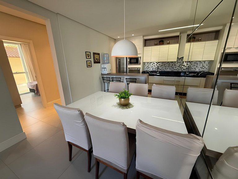Cód 68 - Apartamento á 200m do mar
