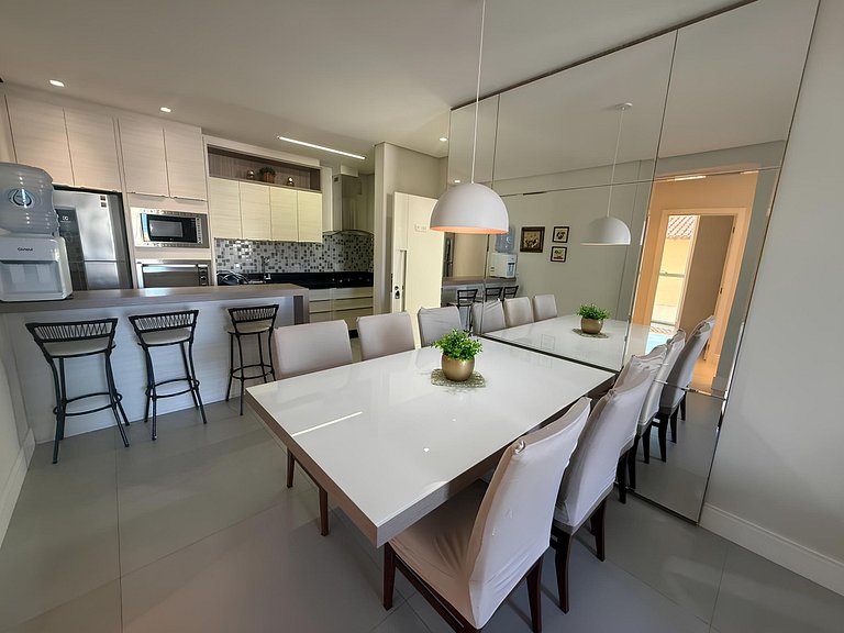 Cód 68 - Apartamento á 200m do mar