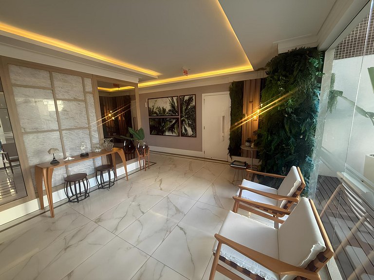 Cód 68 - Apartamento á 200m do mar
