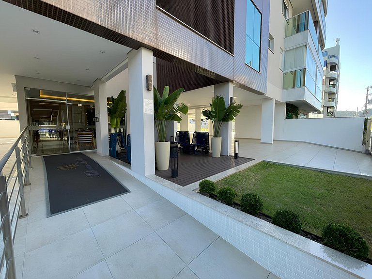 Cód 70 - Apartamento á 280m do mar