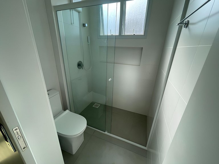 Cód 70 - Apartamento á 280m do mar