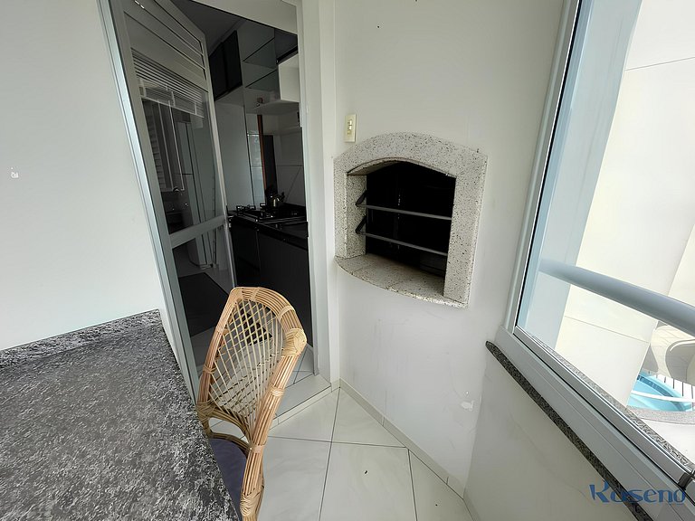 Cód 77 - Apto com 3 dorm e vista mar no Corsário