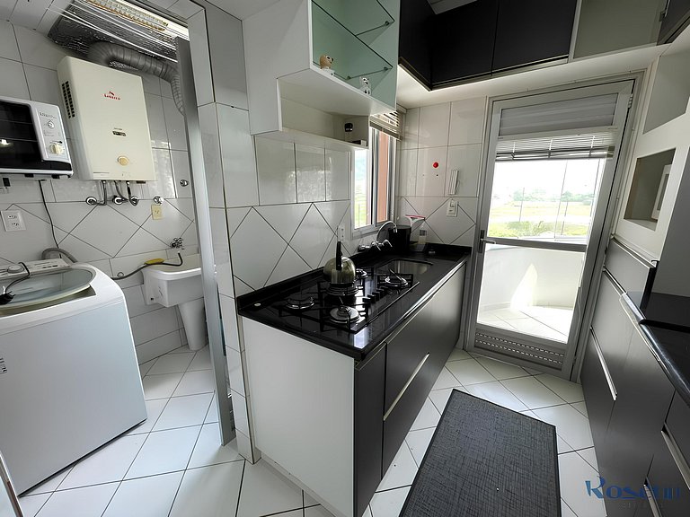 Cód 77 - Apto com 3 dorm e vista mar no Corsário