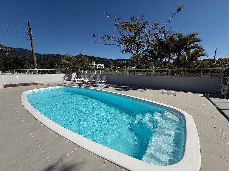 Cód 78 - Belo apartamento à 80m do mar