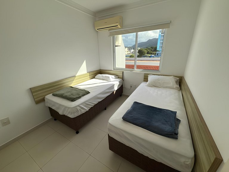 Cód 78 - Belo apartamento à 80m do mar