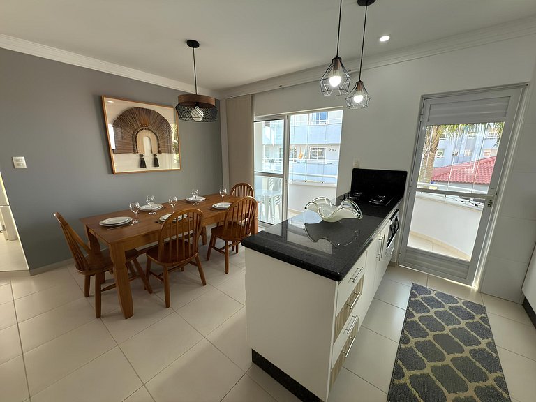 Cód 78 - Belo apartamento à 80m do mar