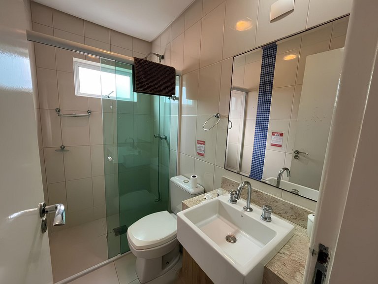 Cód 78 - Belo apartamento à 80m do mar