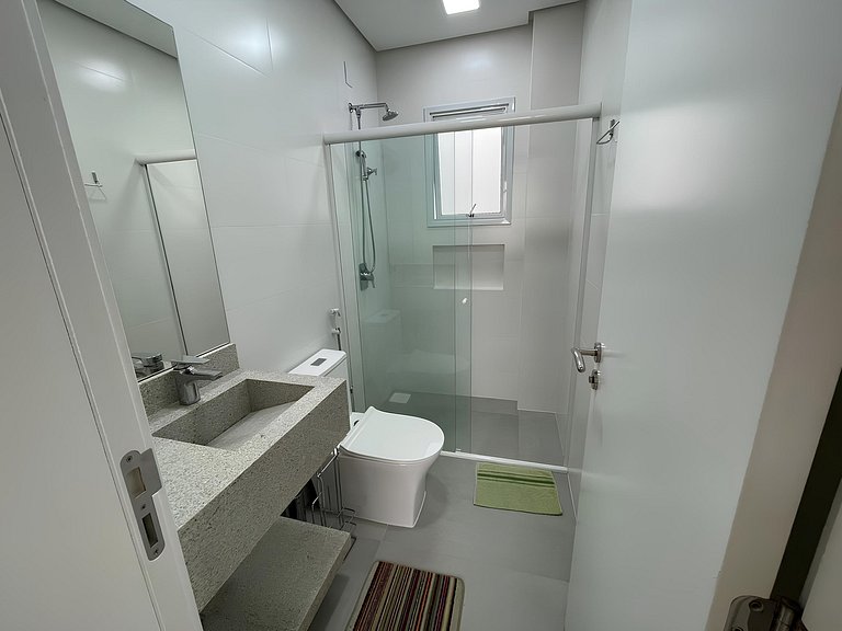 Cód 80 - Excelente Apartamento á 180m do mar
